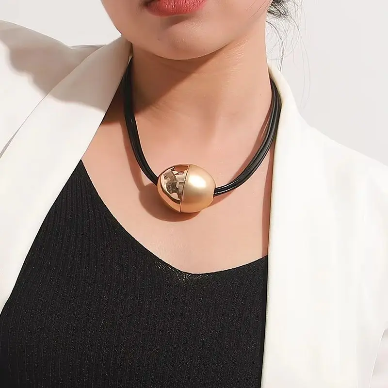 ALLYES Chunky Chain Leather Necklace for Women Vintage Big Glossy Matte Stitching Ball Pendant Clavicle Choker Punk Jewelry