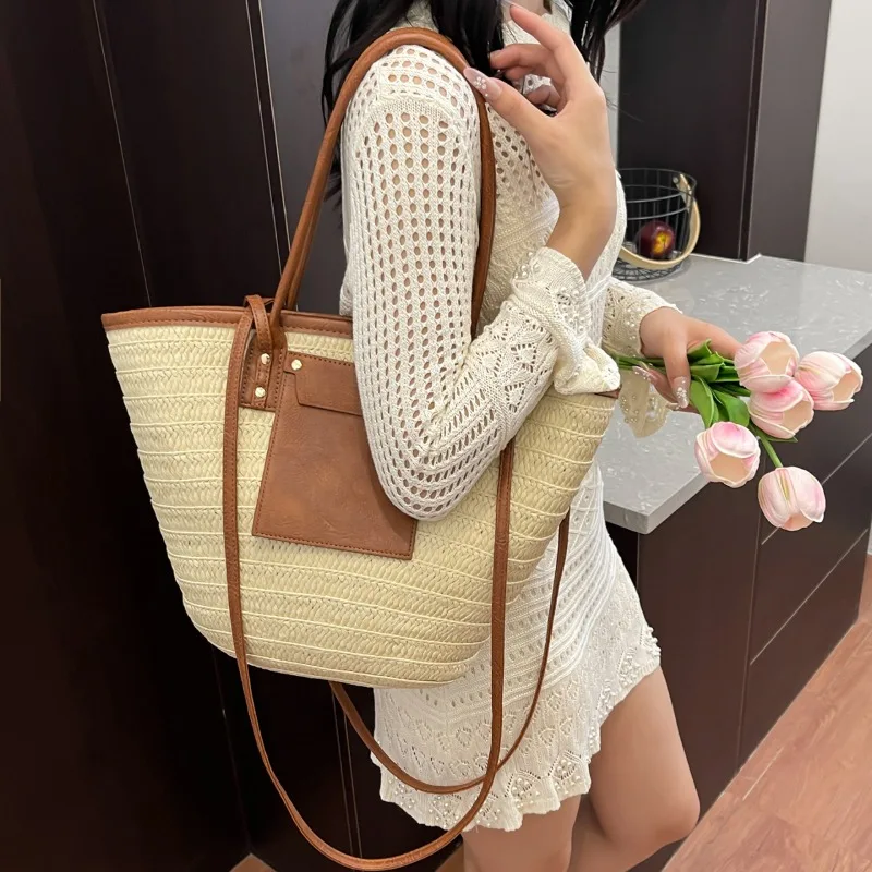 

Fashion Underarm Woven Shoulder Bag New Large Capacity Magnetic Buckle Tote Bag Vacation Women's Beach Bag