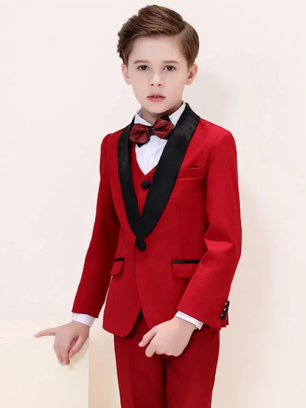 Customize Child Suit Set 4 Pieces Blazer Vest Pants Bow-tie Wedding Party Handsome Slim Fit Boys Dresswear For Activities