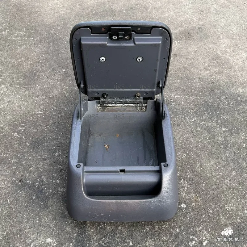 3400 LC95 High Version Armrest Box Upper Cover Original Dismantling Car Part