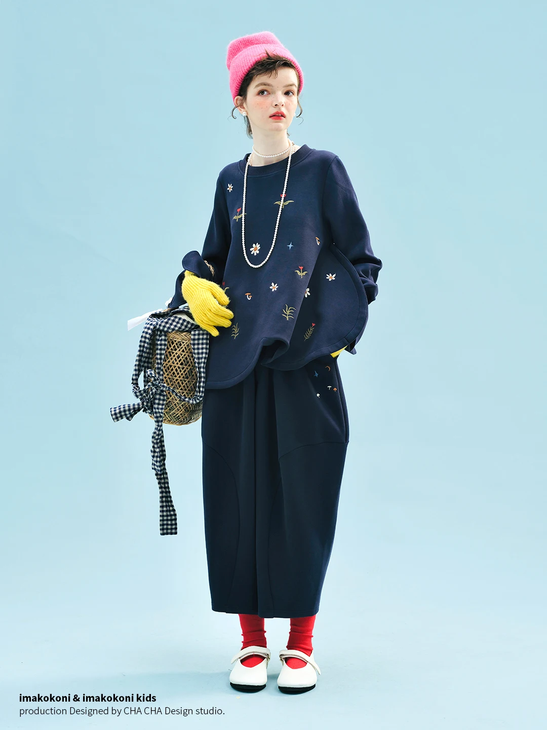 Floral Embroidered Navy Blue Sweatshirt - Casual Daily & Sweet Style Unique & Charming