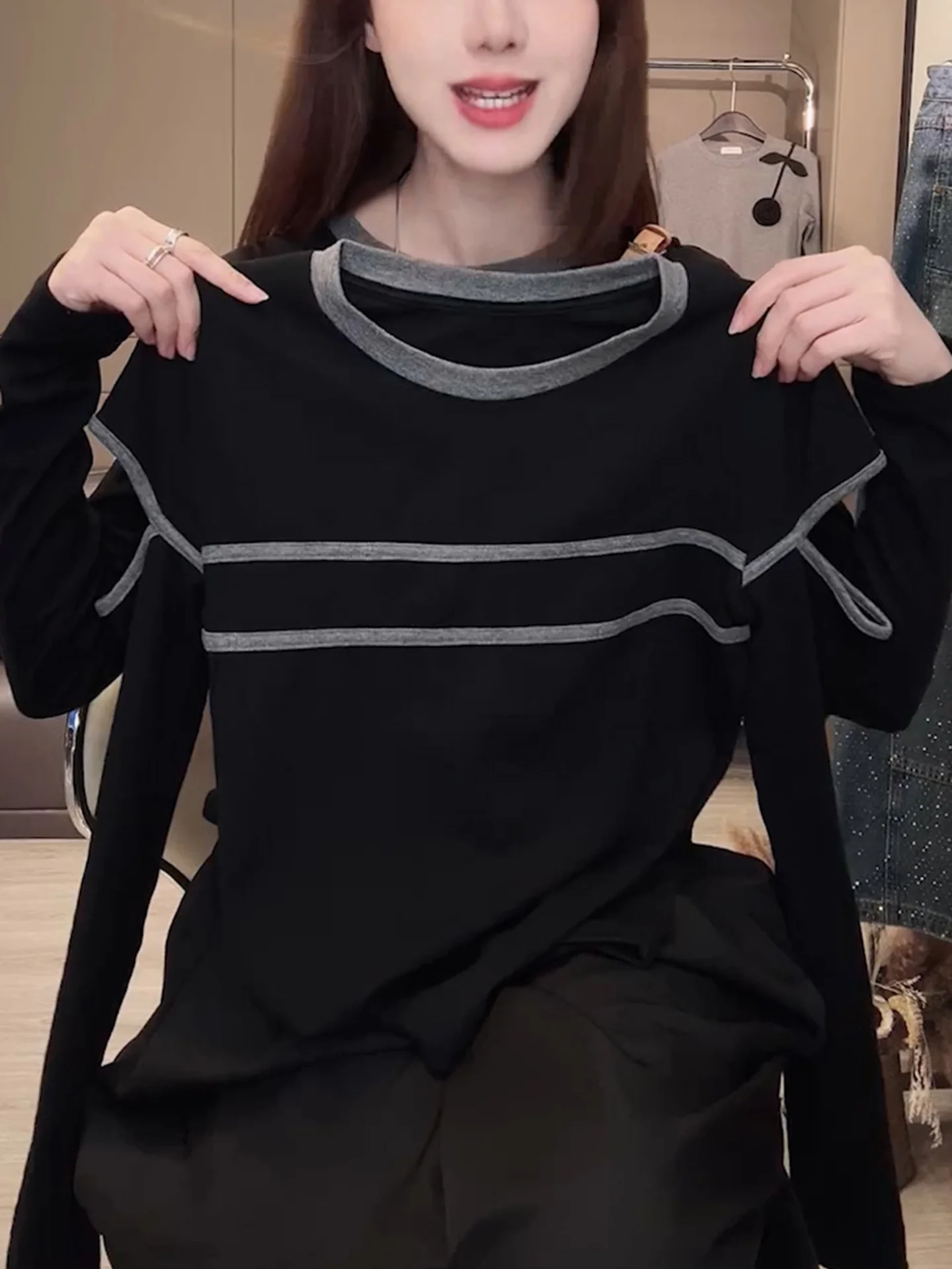 슬리밍 긴팔 티셔츠 패셔너블한 가을 착용 컬러 블록 디자인 베이스 레이어 셔츠 스타일리시한 탑 한국 스타일 출퇴근복