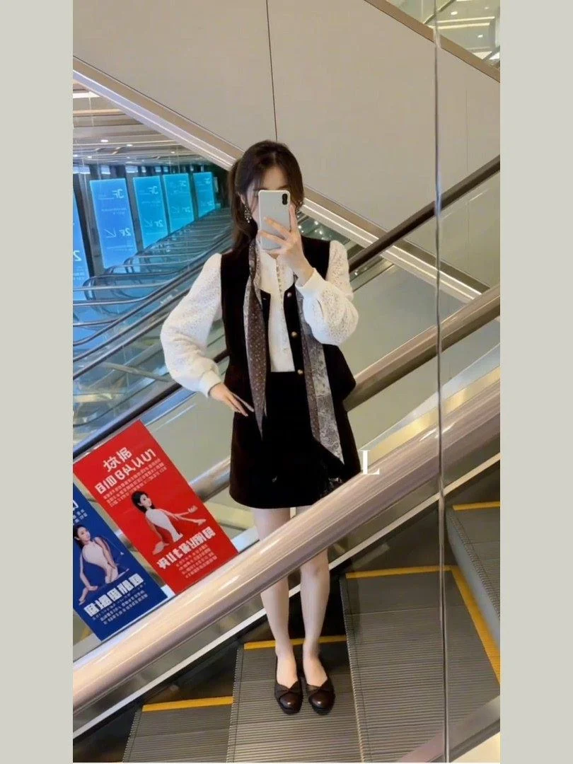 

Faionable Comfortable Women's Two-Piece Set Loose irt And Vest Design Spring New Sle Casual Wear High Waist Pants