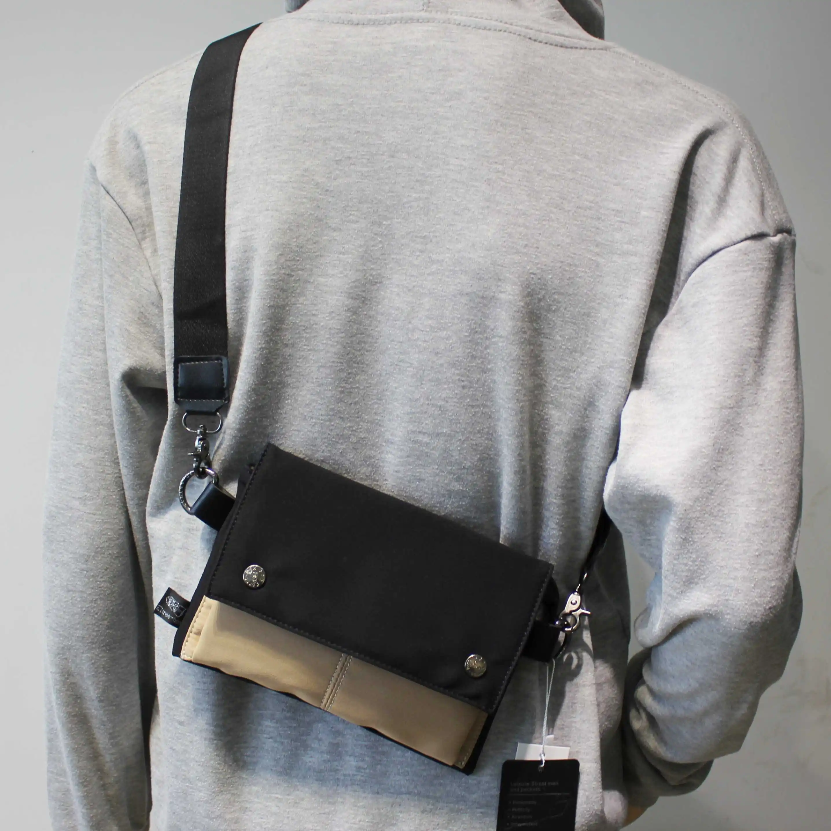 

Retro Japanese Style Casual Crossbody Bag Single Shoulder Zipper Backpack Small Square Bag Trendy Men's Bag Casual Chest Bag