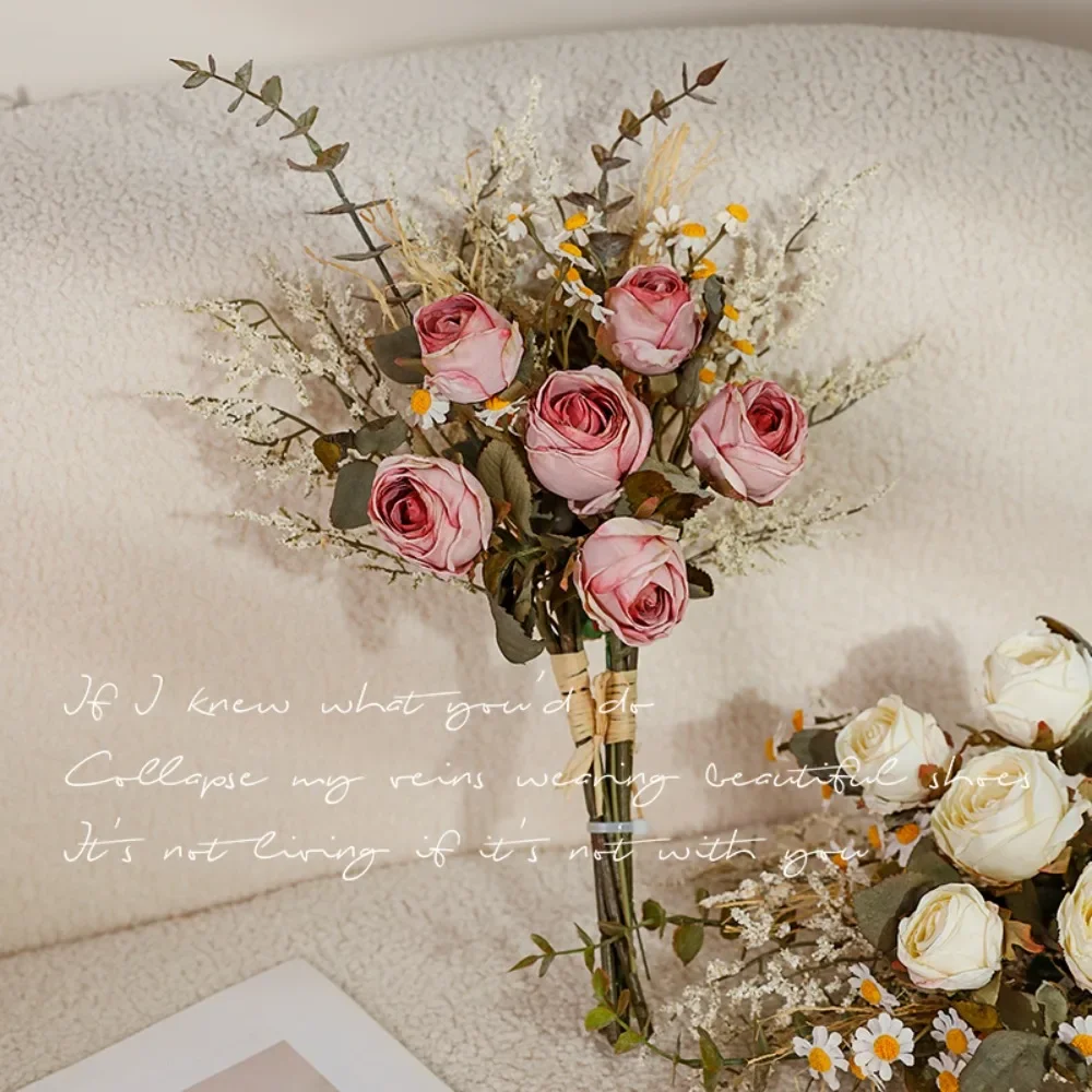 Rose daisies are like real flowers, fake flowers, dried and dried flowers, high-end flower table flower ornaments in the living