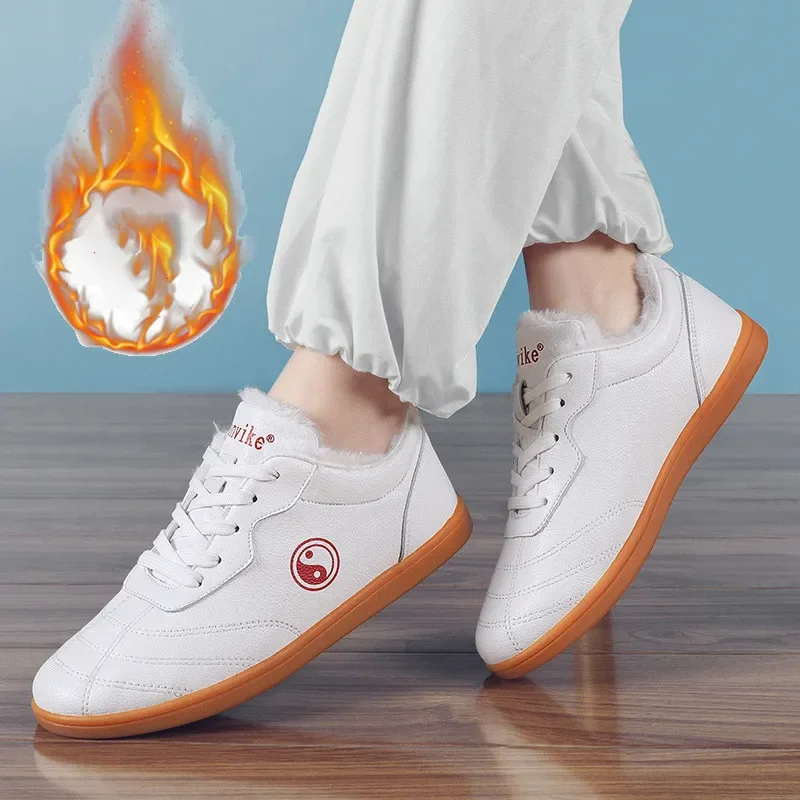 

Martial Arts Shoes Winter Unisex Adult Exercise Chinese Traditional Old Beijing Tai Chi Kung Fu Team Performance Match Men Women