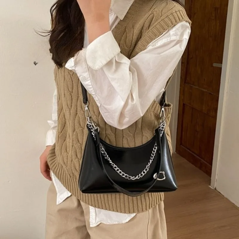 

Retro Minimalist Handbag Female Spring 2026 New High-grade Textured Exotic Joker Shoulder Messenger Bag