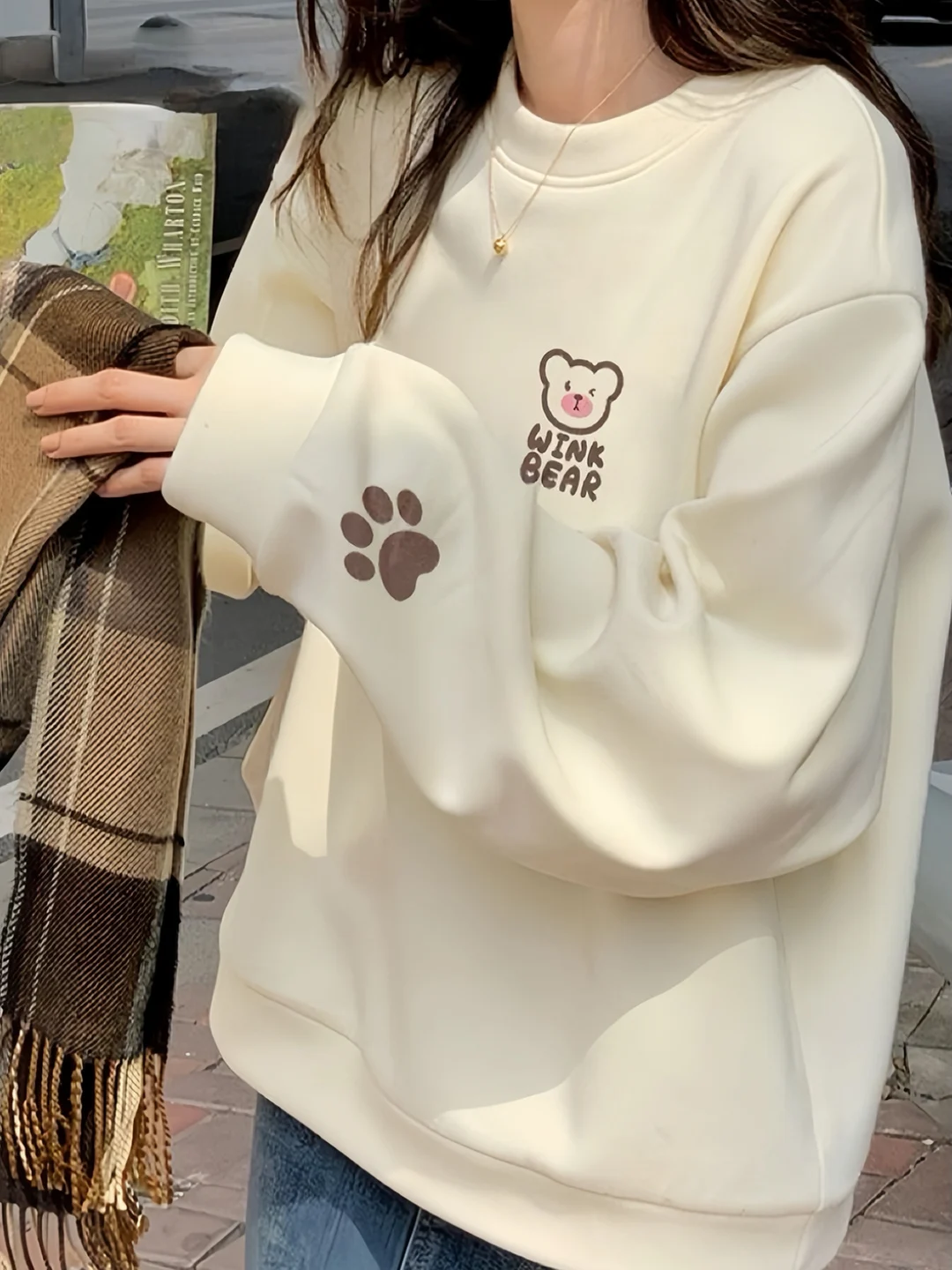 

Женский свитшот с круглым вырезом и принтом в виде цветов вишни, свободный крой, модный, стильный, осенне-зимний, новинка, большие размеры