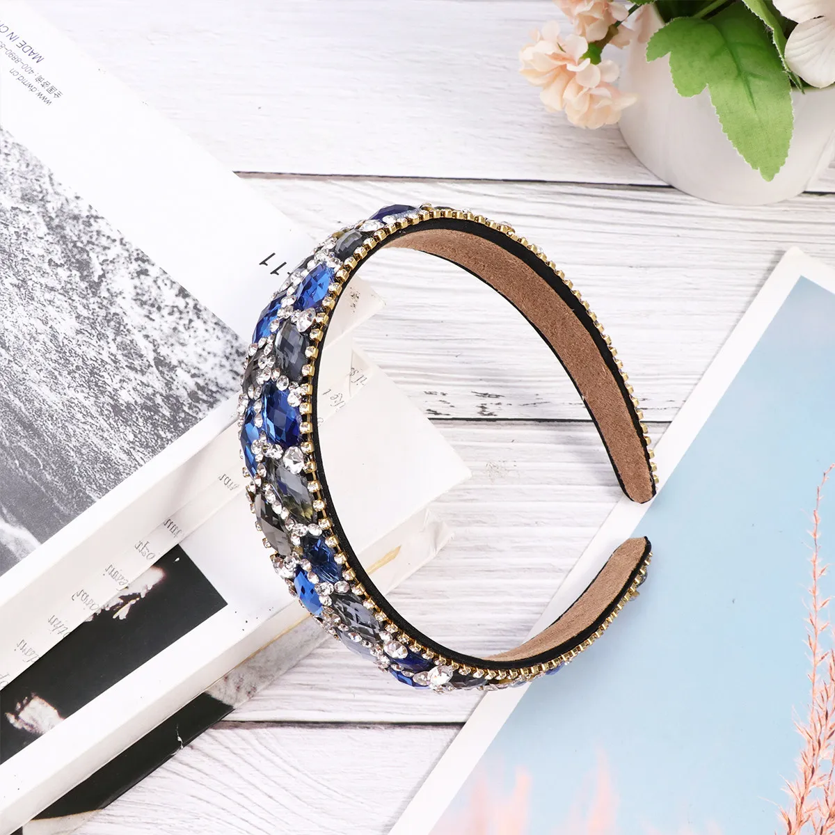 Crystal Rhinestone Headband Elegant Simple Hair Hoop Lightweight Skin-Friendly Creative Headdress for Women Party Wedding