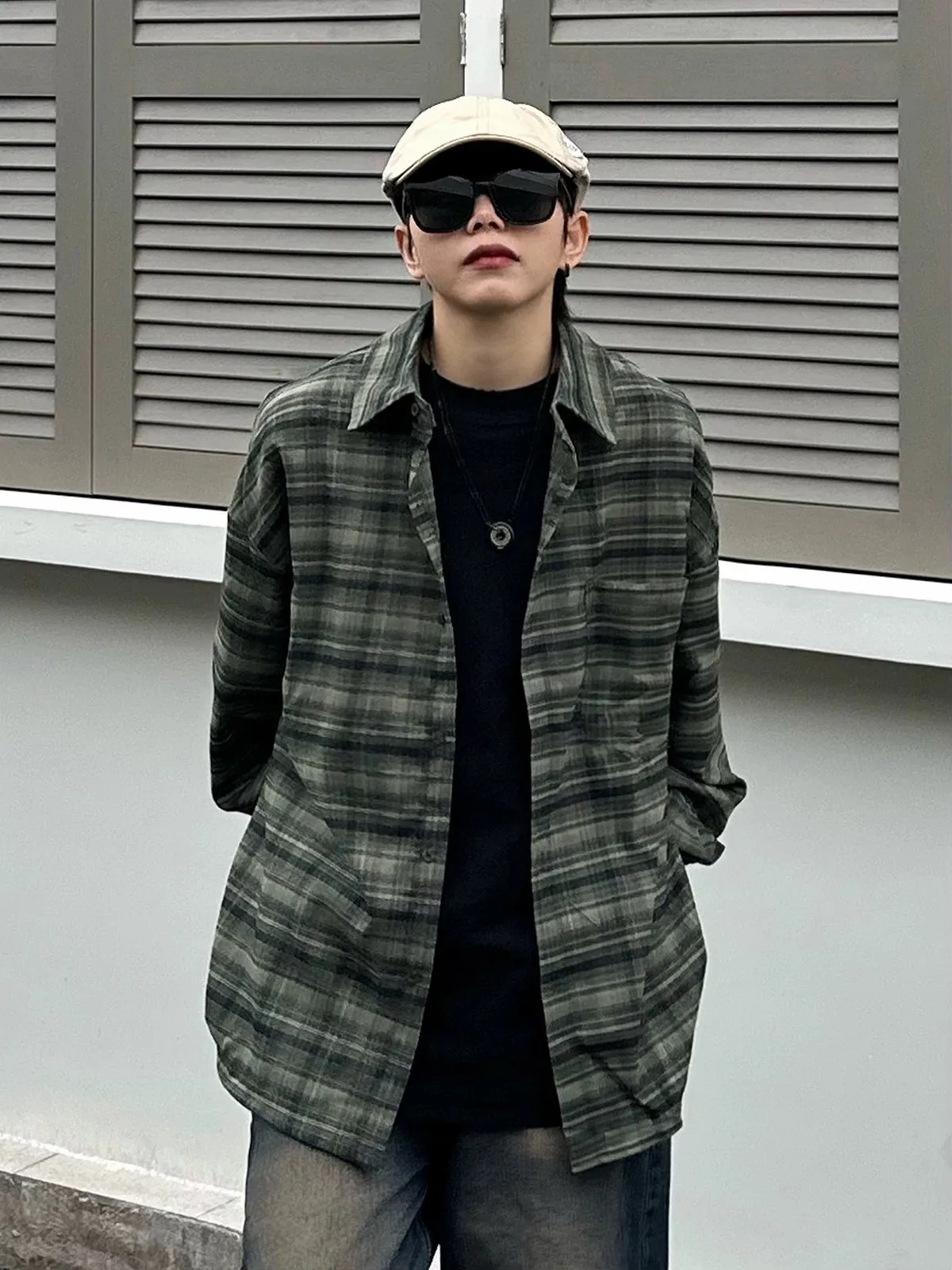 American Retro Vintage Plaid Long Sleeve Shirt Spring Autumn Versatile Commute Shirt Men Loose Lazy Outerwear Polyester Fiber