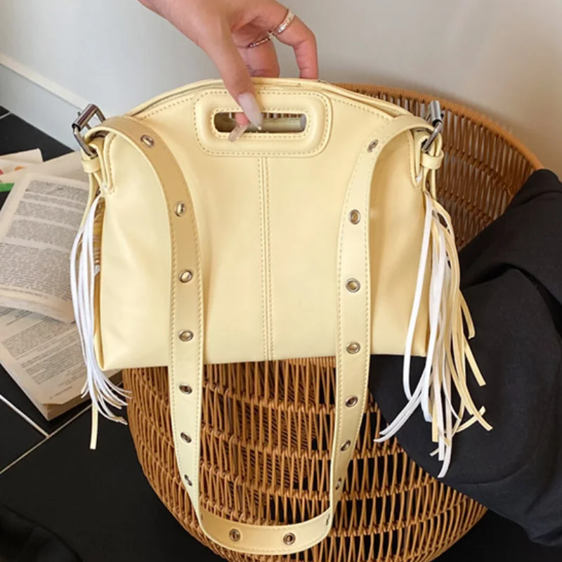 

Women's Luxury Tassel Evening Clutch,Adjustable Shoulder Strap Large Capacity Shoulder Crossbody Bag,Korean Fashion Dumpling Bag