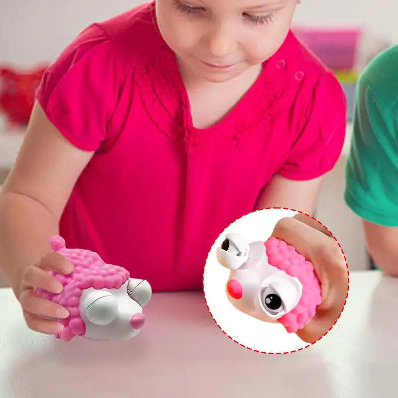 Reduce Pressure Toys Pinch Vent Dog Family Squeeze Out Doll Cute Dog Decompression Vent Boom Out Eyes Tricky Toy Party Favors