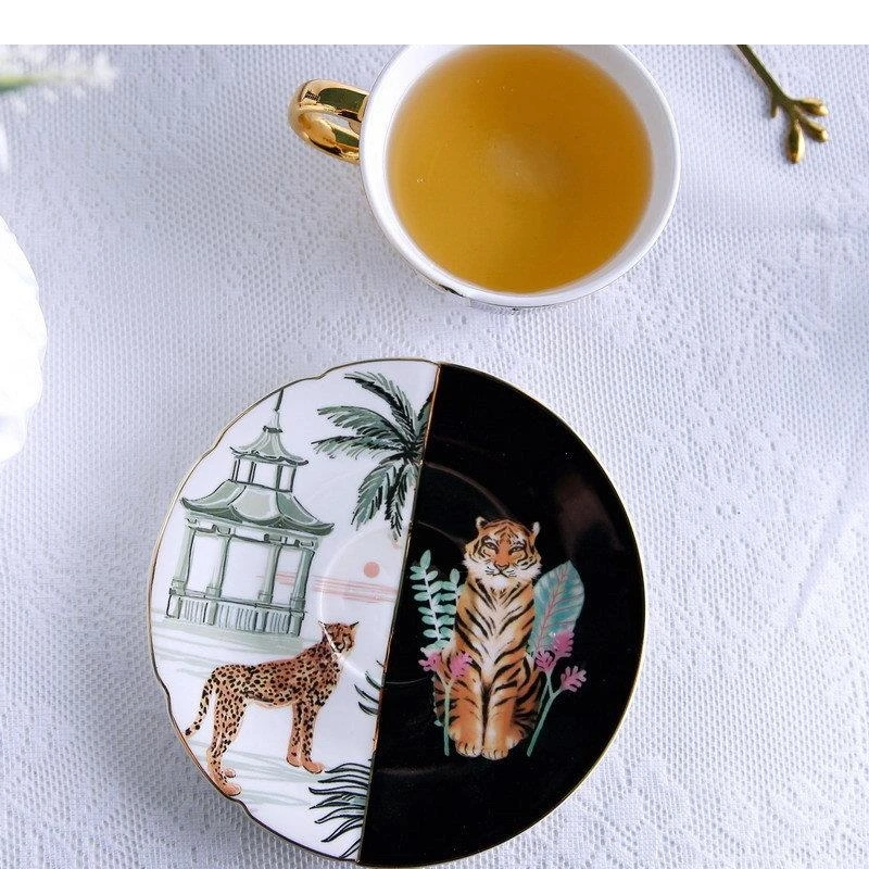 Watercolor Tiger and Leopard Ceramic Cups Gold-plated Coffee Cup Painted Mugs Afternoon Tea Teacup Milk Fruit Juice Container