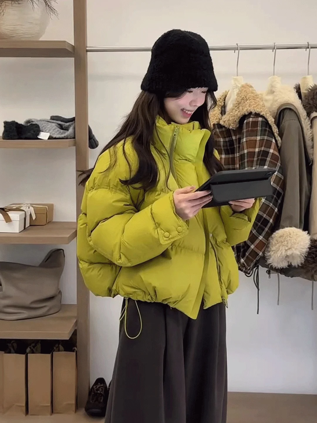 

Unique Winter Cotton Jacket Women's Loose Fit Green Korean Style High-End Feel Commute Straight Tube Long Sleeve Zipper Coat