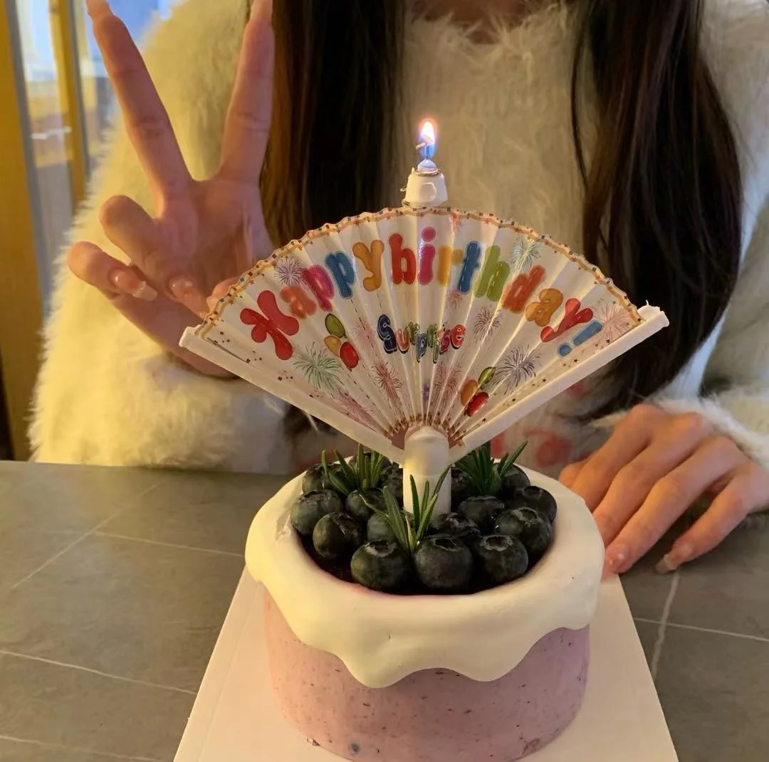 

Birthday candles, creative surprise cake props, children's party decorations, whimsical candles, suitable any celebration event