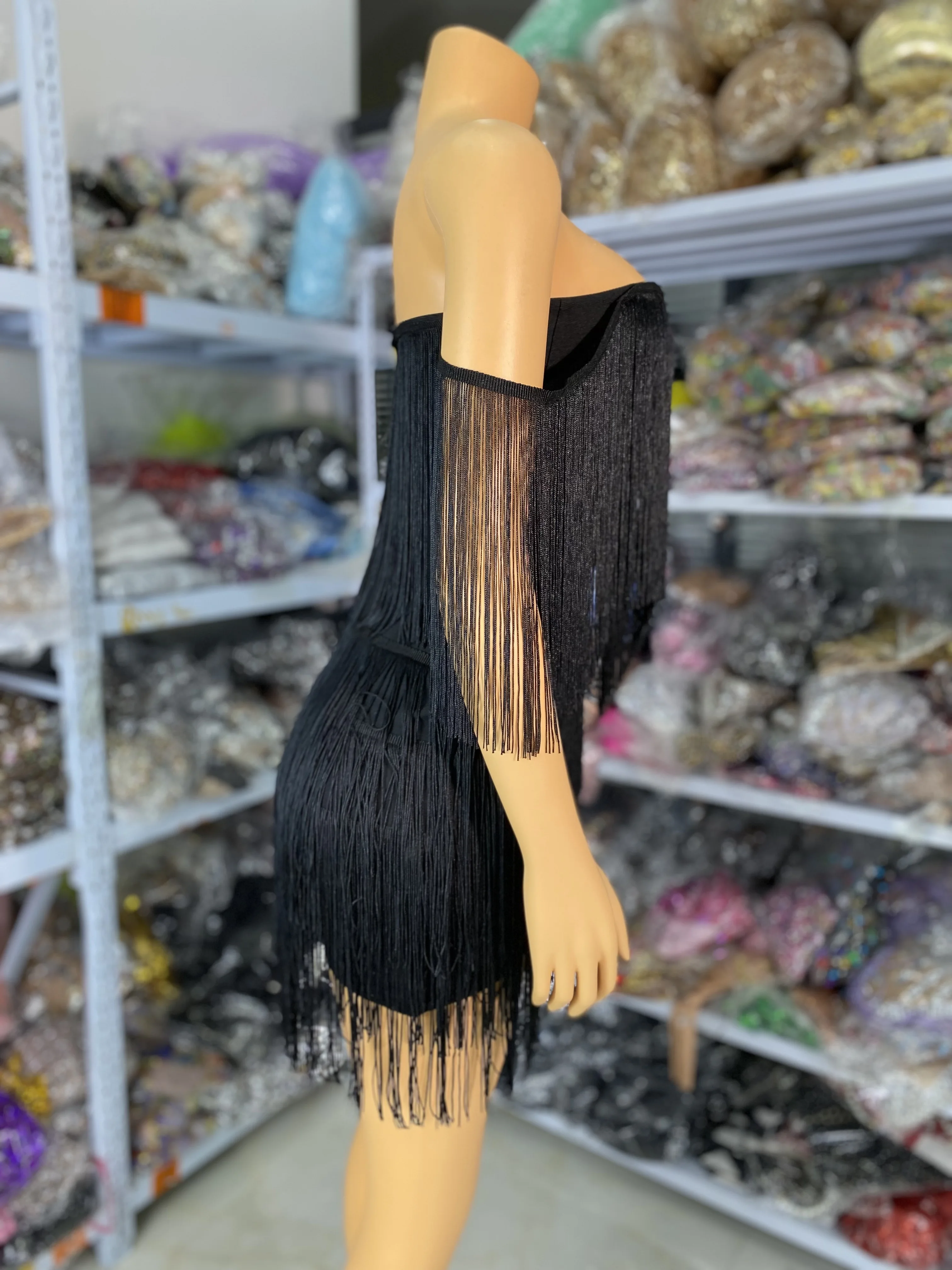 Robe à bandes à franges pour femmes, moulante, Mini, décolleté en V profond, épaules dénudées, robes de soirée, boîte de nuit, élastique, nouvelle collection été 2025