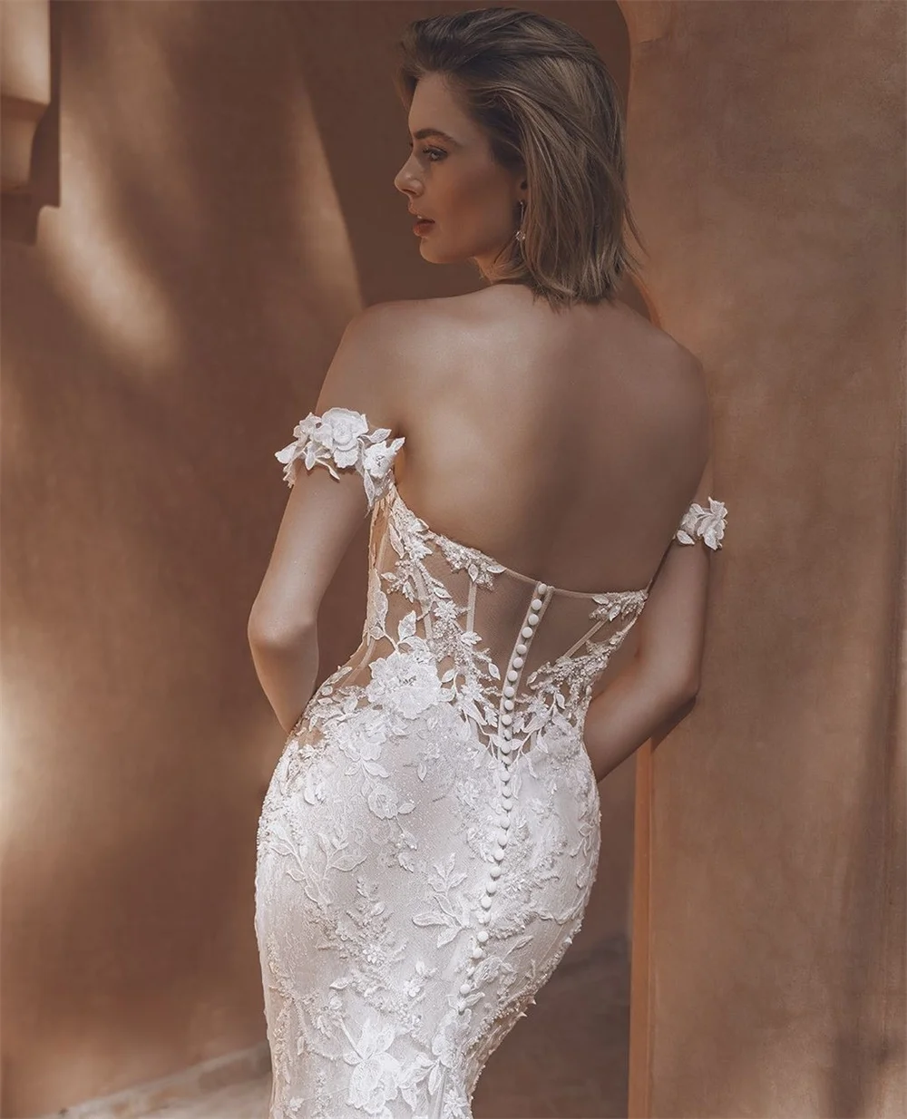 Tokyo Customized White Off Shoulder Wedding Dresses Sleeveless Court Train Elegant Bridal Gown Back Zip Mermaid Wedding Gown