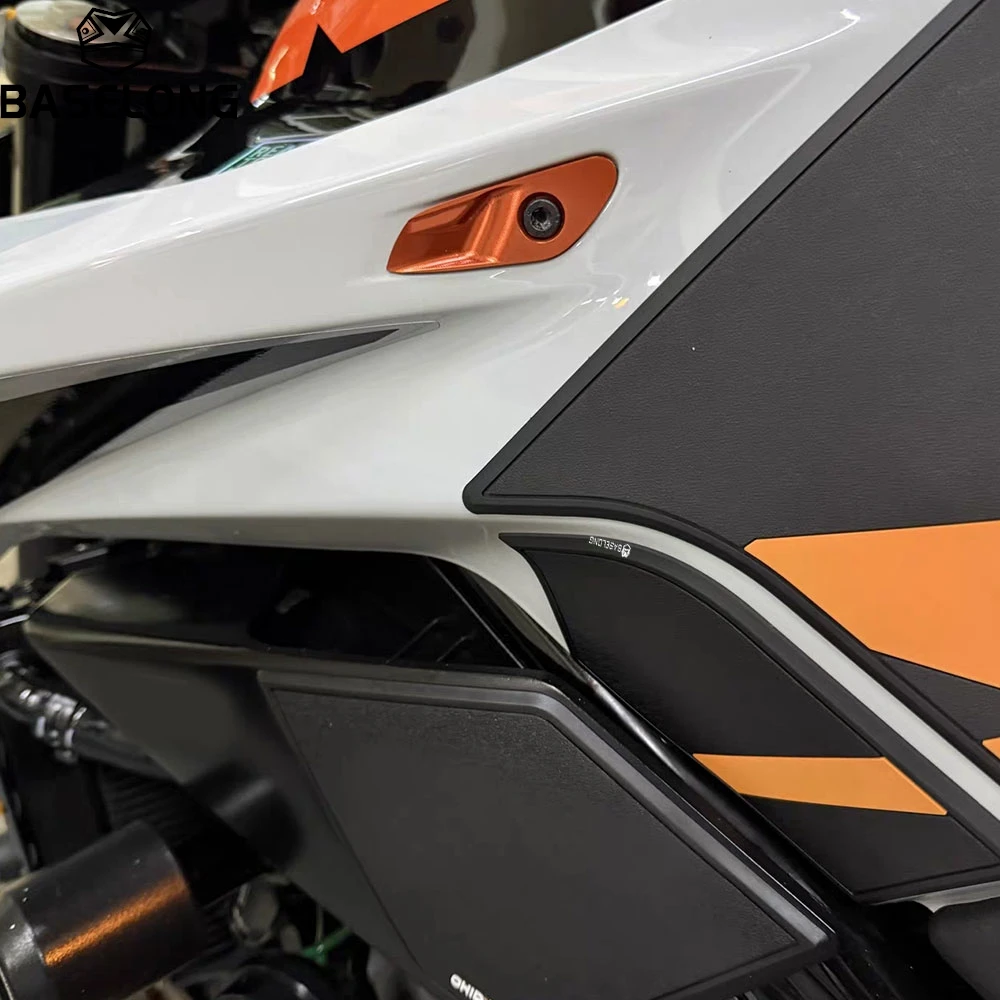 

Baselong New Motorcycle Tank Tabs Fuel Tank Decorative Covers Cap For KTM 790 DUKE Duke 790 790DUKE 790D 2017-2018-2019-2020