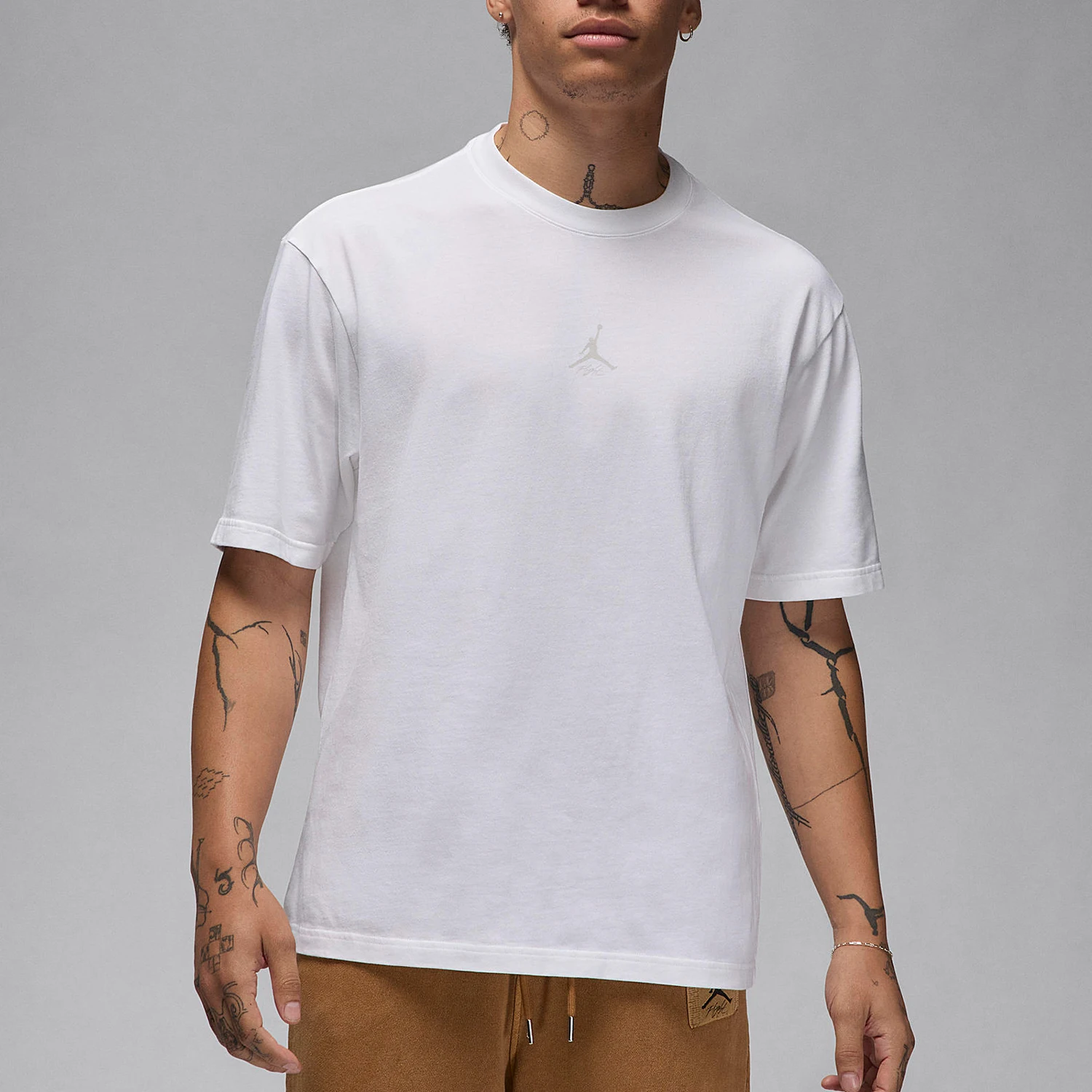 

Оригинальная мужская трикотажная футболка Nike Jordan FN5995-100