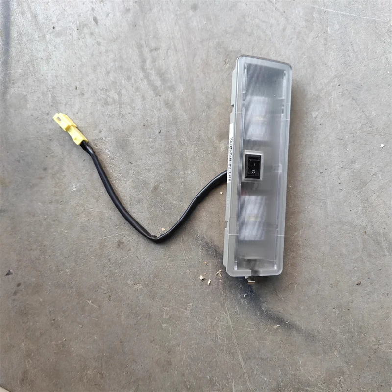 For CNHTC SINOTRUK SITRAK C7H 811W25201-6003 Sleeper Light HOWO T5G Cab Interior Lighting Ceiling Lamp Truck Parts