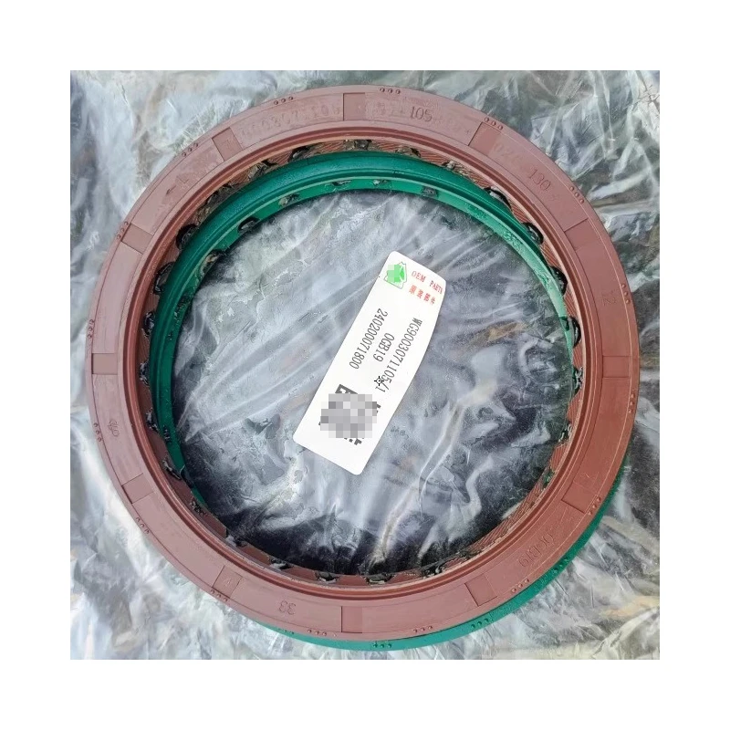 Truck Oil Seal 105*130*8 WG9003071105 Truck Parts for Sitrak Sinotruk for Howo Oil Seal