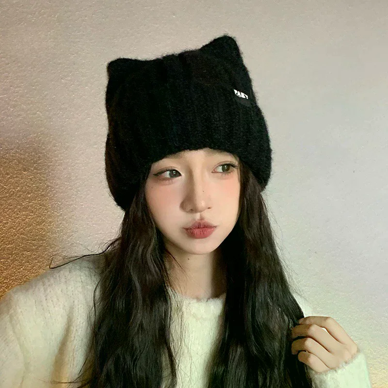 Berretti lavorati a maglia con orecchie di gatto 1PC, graziosi cappelli di lana caldi invernali per le donne, copricapo di moda in stile coreano