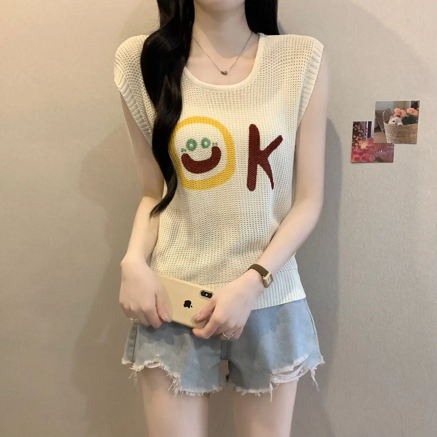 

Sleeveless Knitted Vest T-shirt Women's 2025 Summer New Popular Dopamine Printed Ice Silk Vest Top Wear Outside