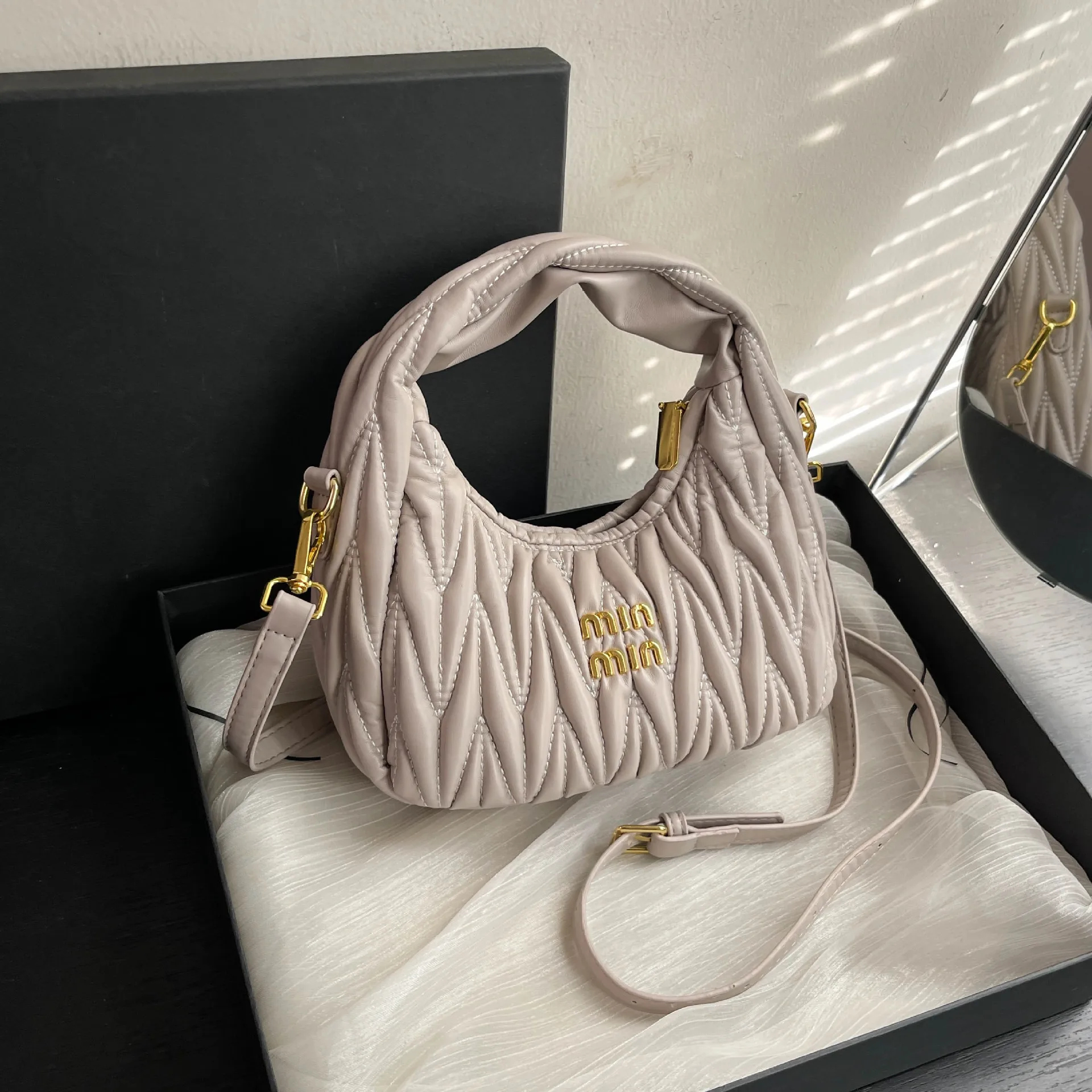 

Trendy Quilted Hobo Bag 2026, Niche Design Embroidered Shoulder Bag, Soft Draped Top Handle Purse for Women, Casual Style