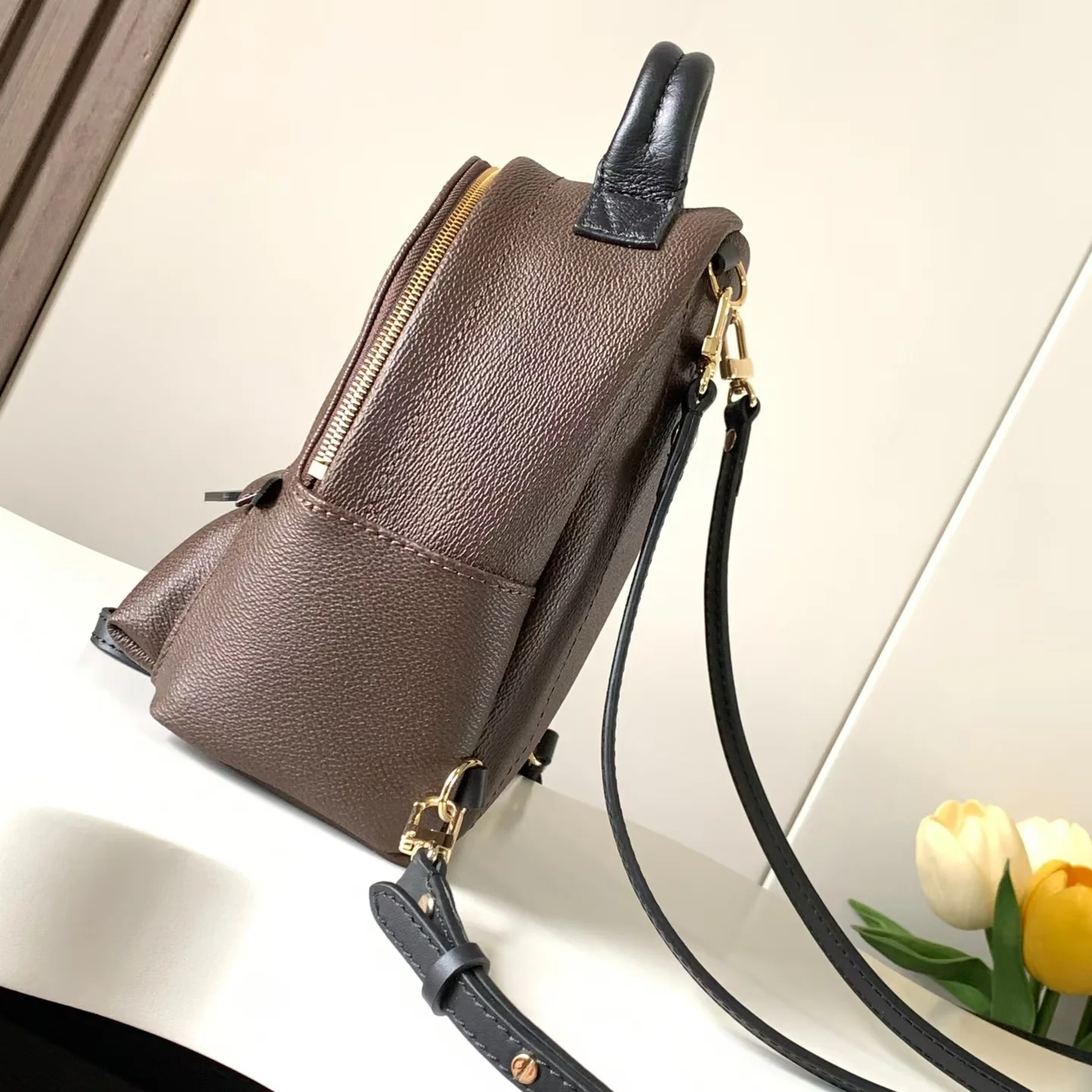 Mini Backpack 2025 New Luxury High Texture Genuine Leather Flower Backpack Fashion Trend Versatile