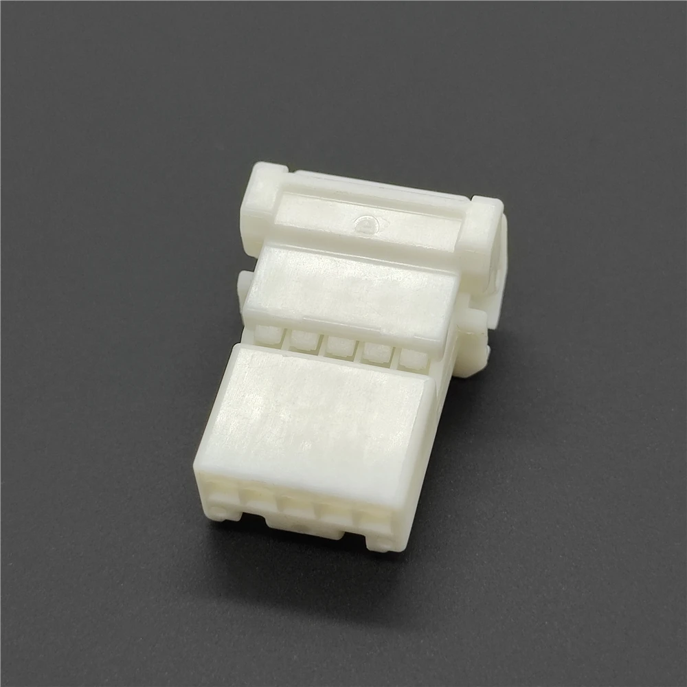 High quality automotive connector 6098-7079 5PIN plug sheath shell for automotive maintenance or modification of original parts