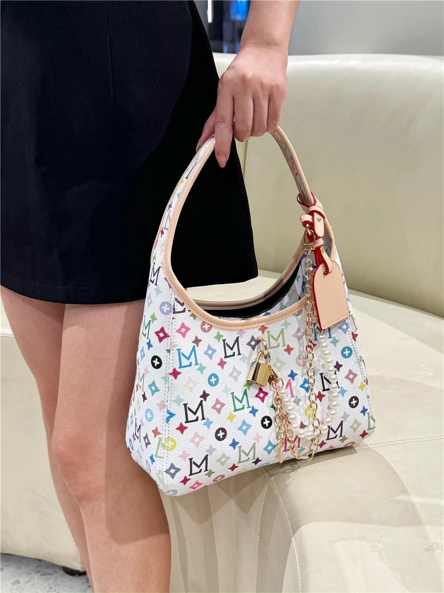 

Chic Stylish Clutch Mini Bag for Women Evening Out with Simple Vintage Look and Letter Logo Messenger Style