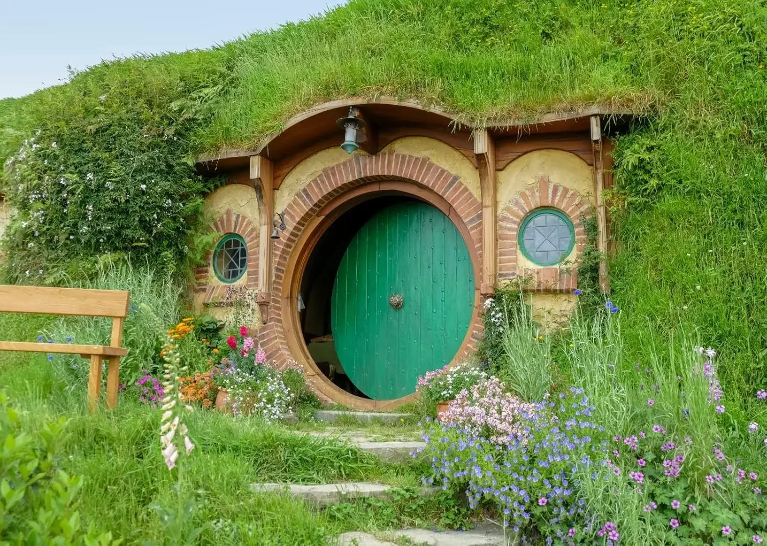 Hobbit Cave Matamat…