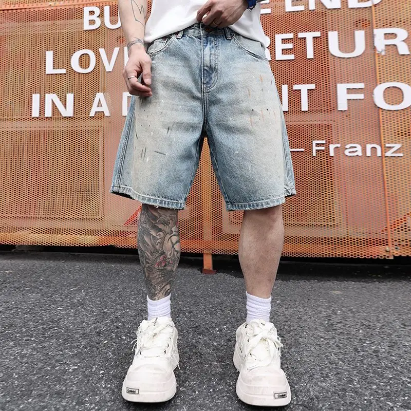 

Streetwear Light Blue Painted Jeans Short For Men Mid Waist Loosen Denim Pants Men