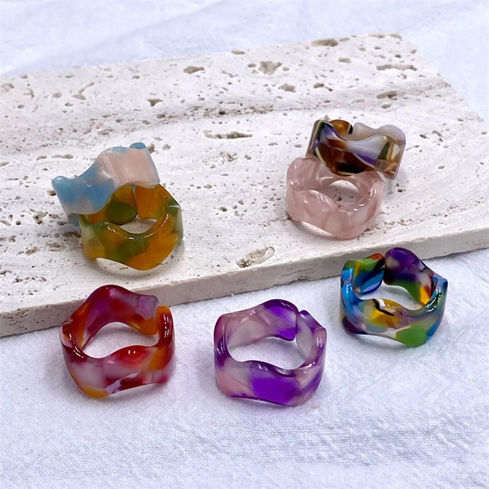 1 Piece Resin Ins Style Unadjustable Rings Tie-Dye Wave Marbling Ring For Women Men Party Finger Rings Jewelry Gifts 18mm Dia.