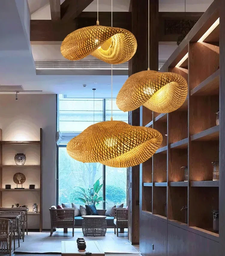 Southeast Asian style bamboo woven restaurant tea room pendant lamp project decoration, handmade woven bamboo art lamp