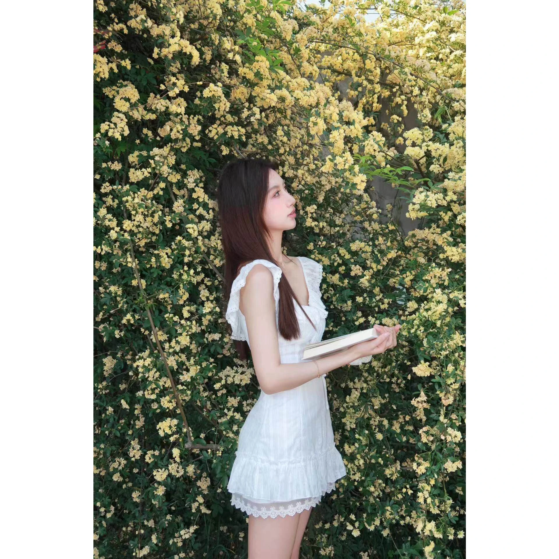 First Love White  Dress with Ruffle Hem Waist Cinching Sleeveless Spring Summer 2026 New Arrival Sweet Style A-Line Skirt