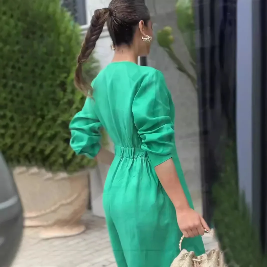 Women Jumpsuits Sexy Jumpsuit Solid Colour V Neck Buttons Streetwear Wide Leg Pants Loose Female 2024 Temperament Rompers