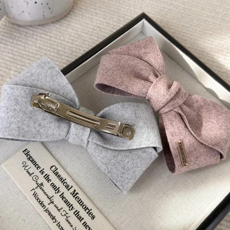 Dziewczęce słodkie kokardki spinki do włosów wiosenne klipsy moda zimowa miękkie jednokolorowe spinki do włosów damskie eleganckie Barrettes akcesoria imprezowe Retro — zdjęcie 7