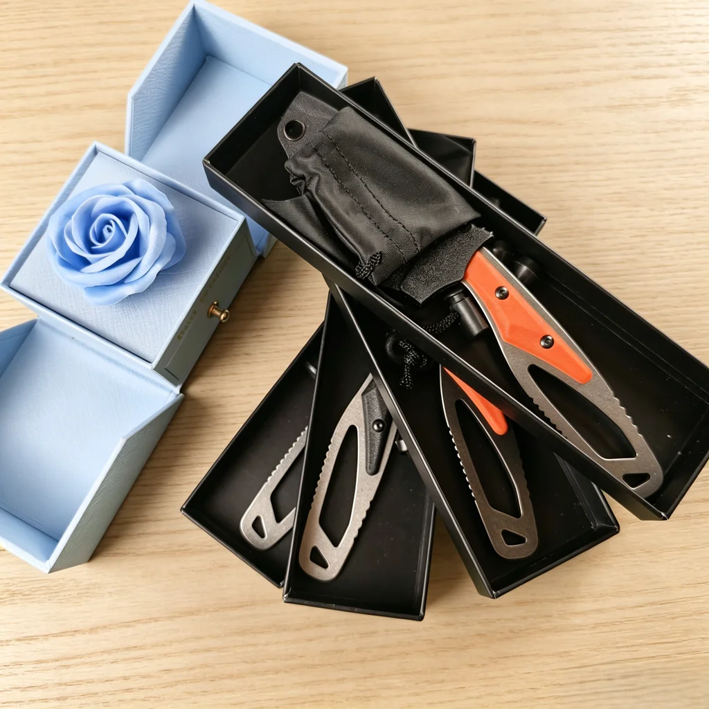 

Model 635 Fixed Blade Utility Hand Tool With Protective Carry Sheath Hollow Cutout Handle Portable EDC Gear For Camping Field Cutting Premium Gift Box Full Set Packaging