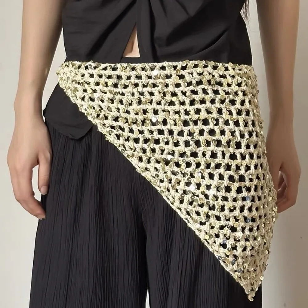 

Fashion Sequined Triangular Scarf Bohemian Multi-functional Tassel Knitted Triangle Scarf Cloak Cape Crochet Headscarf Girl