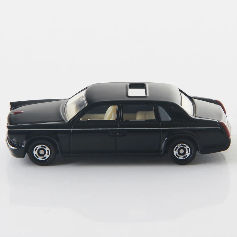 TAKARA TOMY diecast alloy simulation model CN-11 FAW Red Flag car, boys collection decoration, children's holiday gift toys.