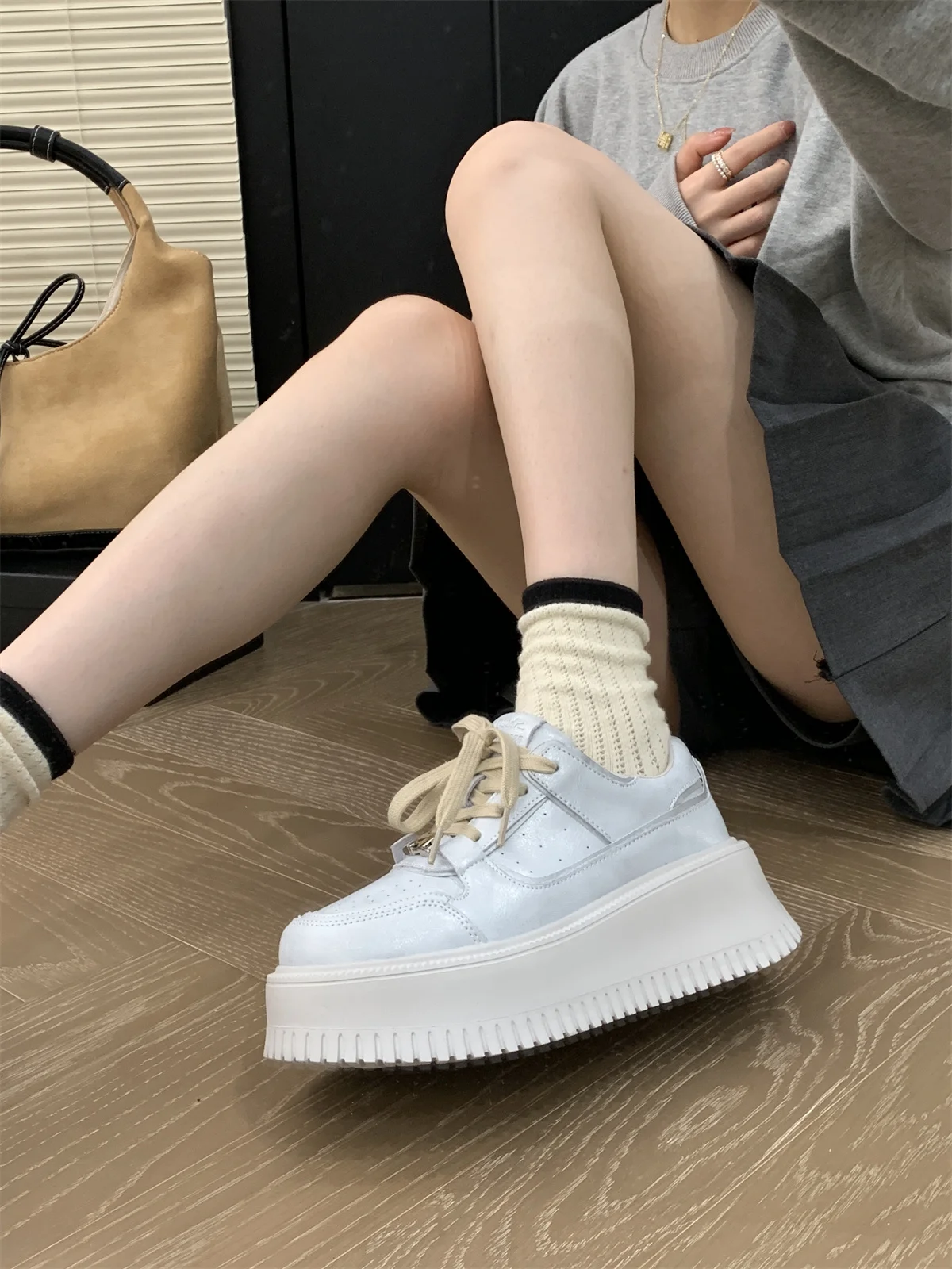 Thick-soled Women's Vulcanize Shoes Design Korean Round Toe Lace Up Sport Casual Women's Sneaker For Holiday Comfortable Working