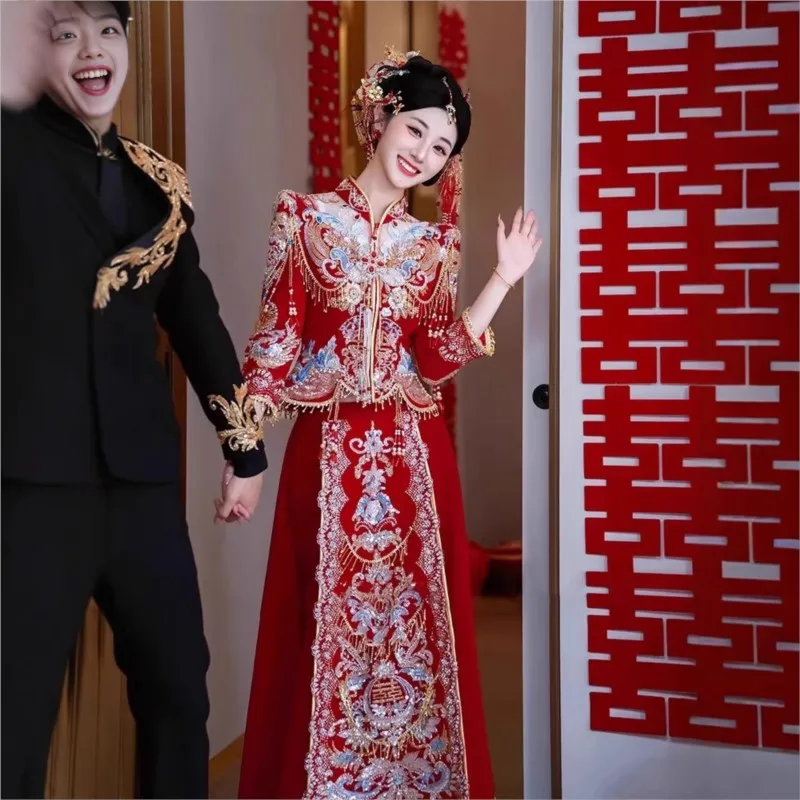 

New large-sized Chinese-style dragon and phoenix wedding dress from Heavy Industry Velvet