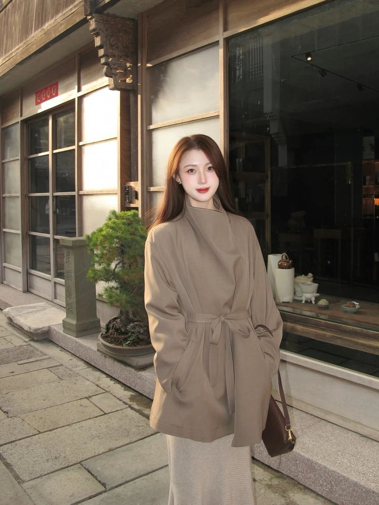 

Warm Goose down Puffer Jaet Loose Fit Stand Collar Belted Sle Dual Wear Winter Coat for Women Zhaouzhen Xijing Modern Age...