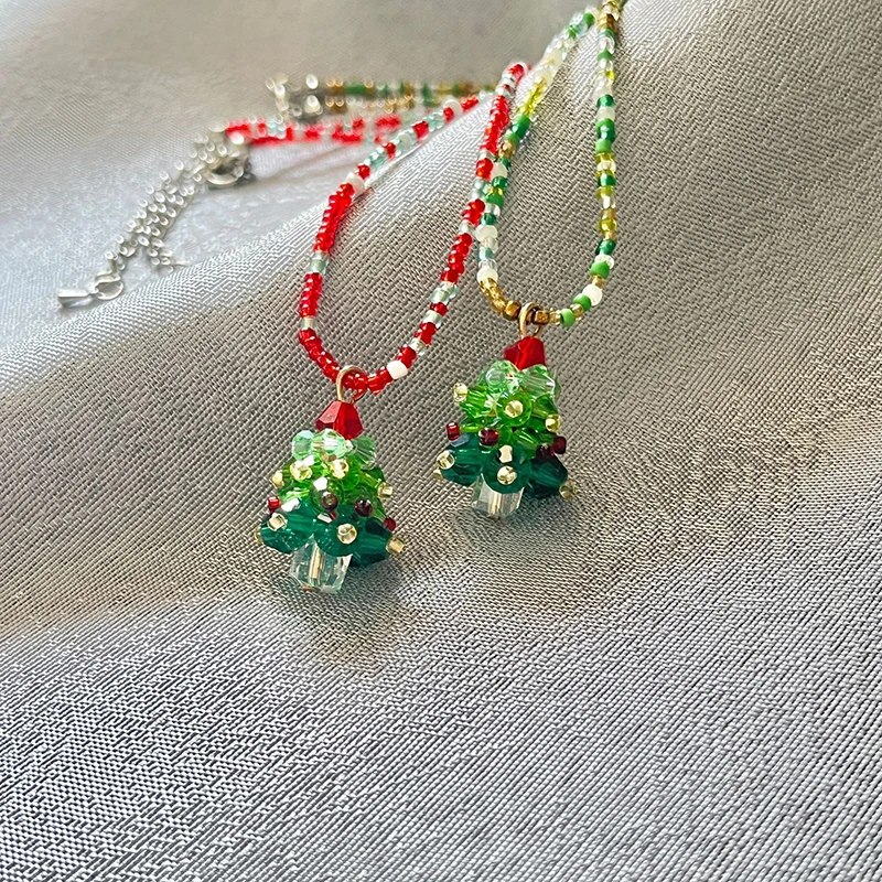 Christmas New Niche Ambiance Necklace Handmade Colorful Beaded Collarbone Chain Crystal Glass Christmas Tree Pendant