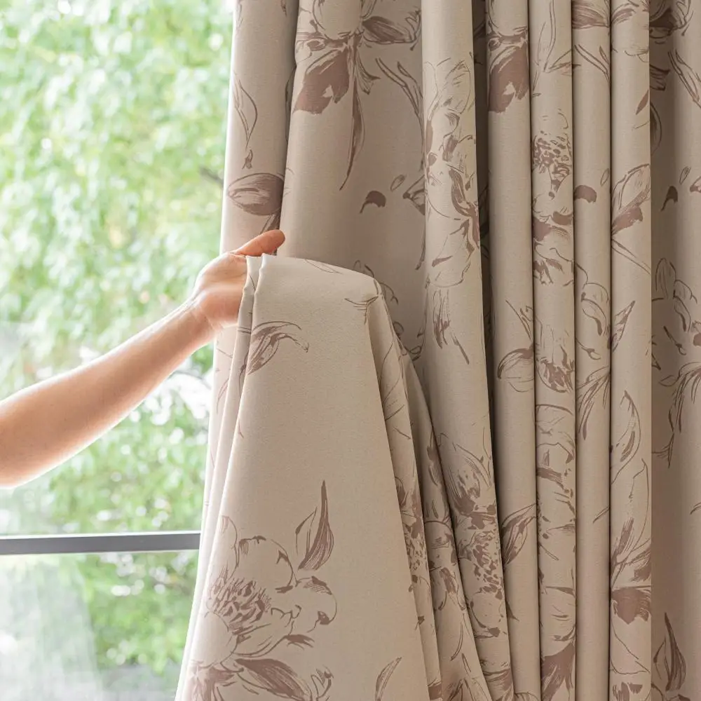 Modern Living Room …