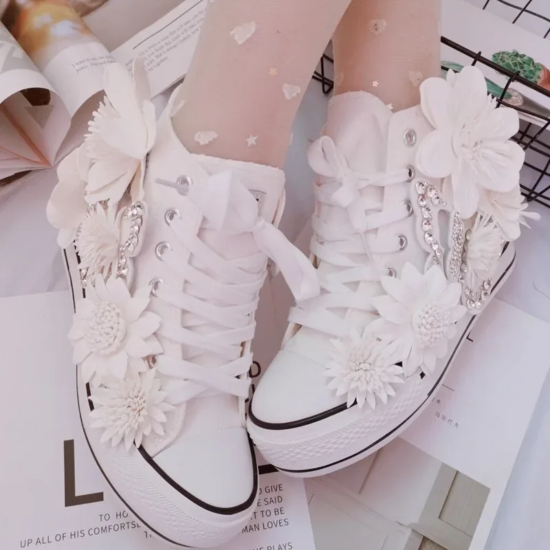 New White Inner Height-increasing Vulcanized Shoes Original Butterfly Flower High-top Canvas Shoes Sweet Lace-up Women\'s Shoes