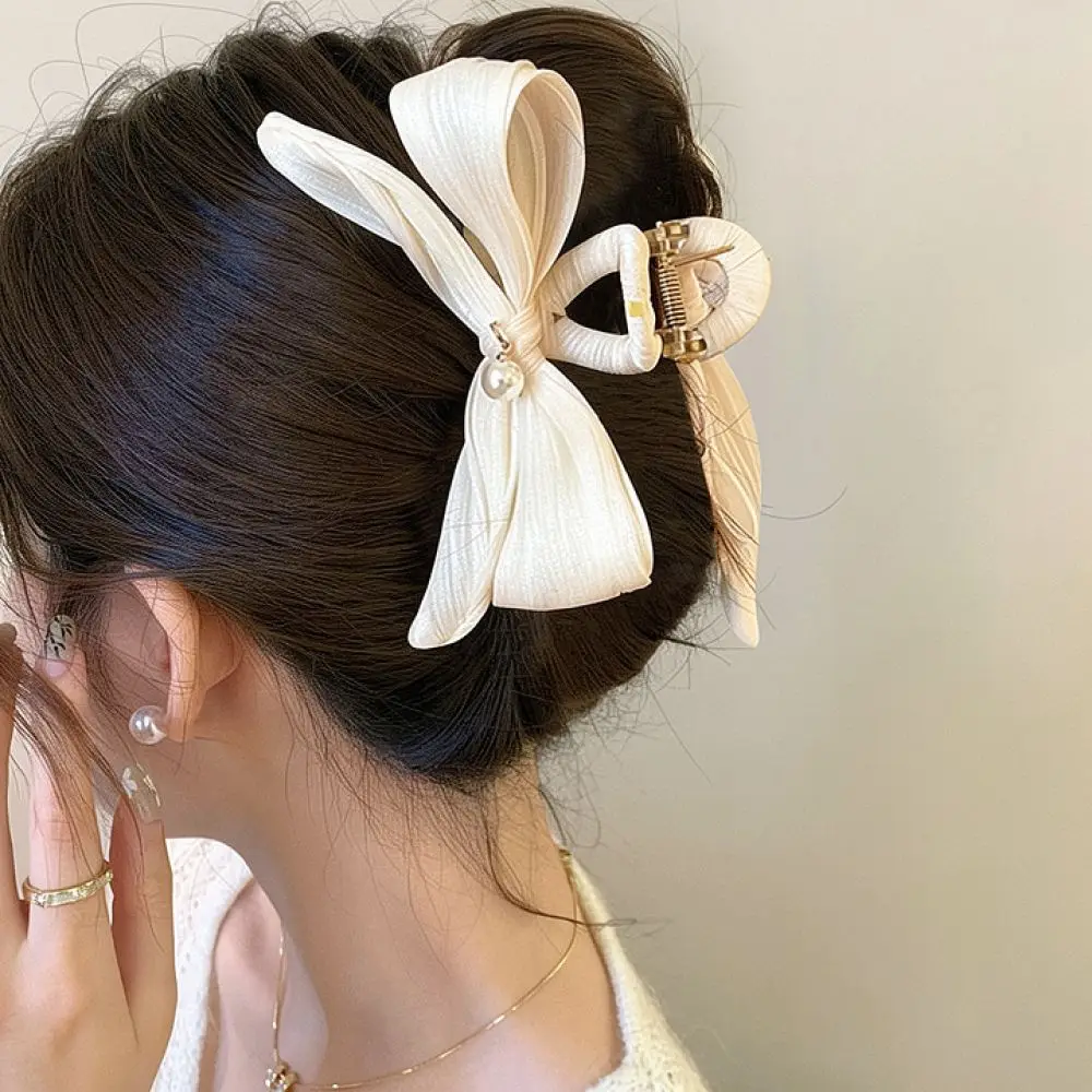 Luxury Large Satin Hair Claw Clip Vintage Shark Clip Decorative Hair Accessories For Women Elegant Updo Styling Headwear