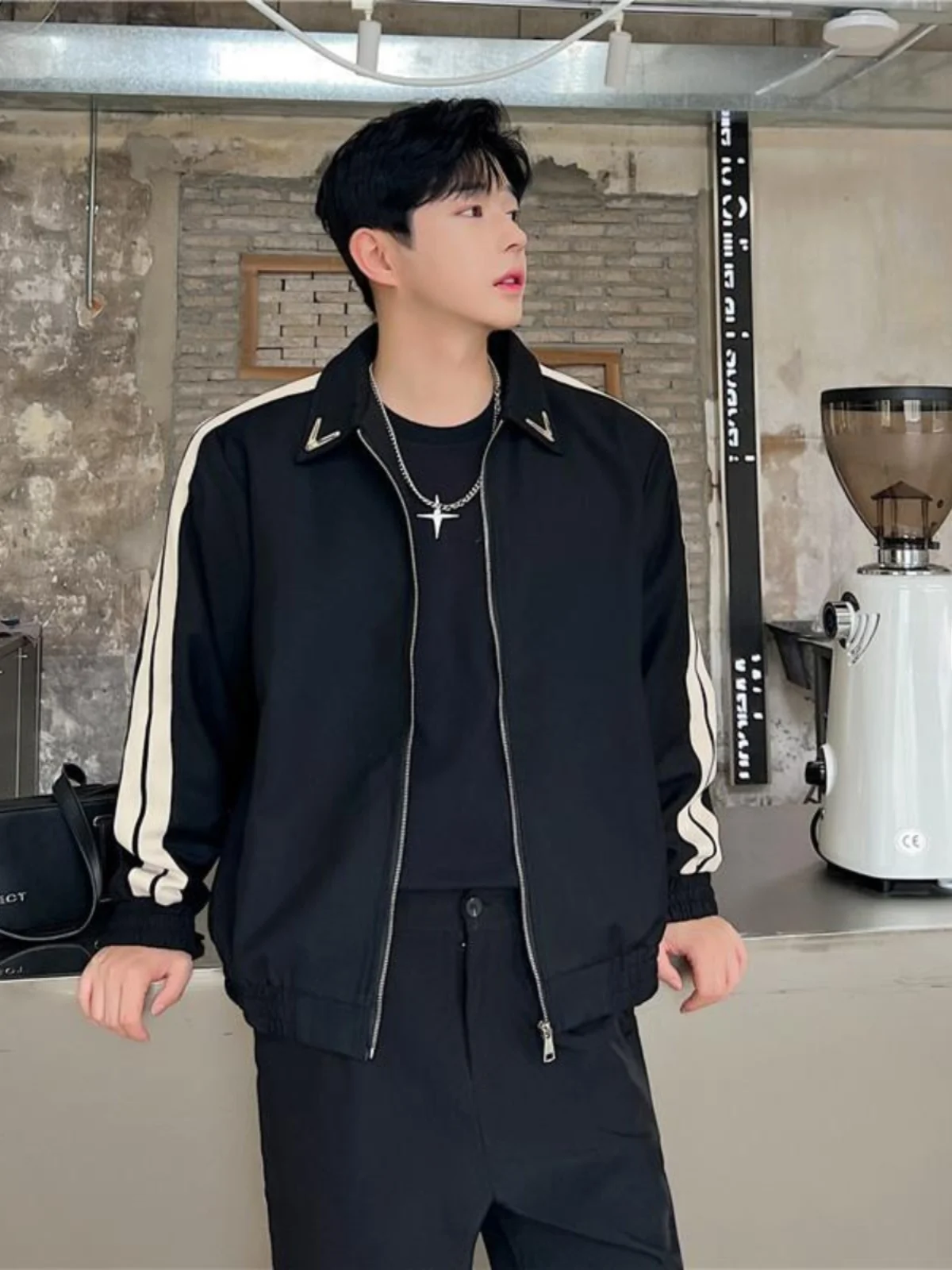 

Мужская повседневная свободная верхняя одежда с контрастным дизайном, модная, универсальная, из полиэстера, для молодежи, на осень, на молнии