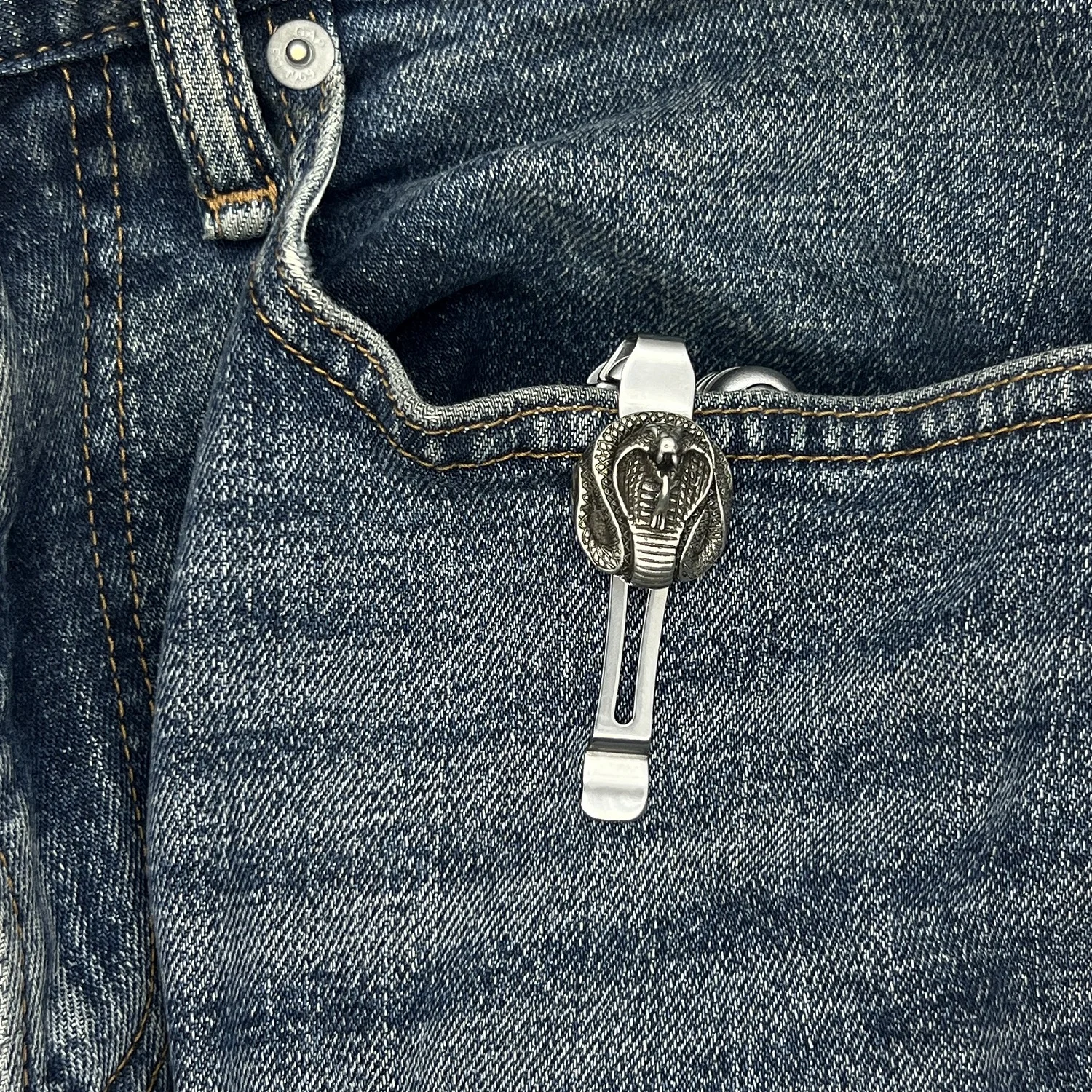1 pcs 3D Stereo Copper Alloy Decorative Pocket Clip Badge Modified For Leatherman Charge TTI Wave Surge